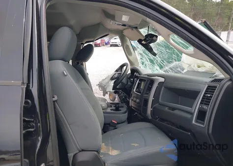 2014 Ram 1500 Express z USA, uszkodzony, nr VIN 1C6RR6FT1ES113251